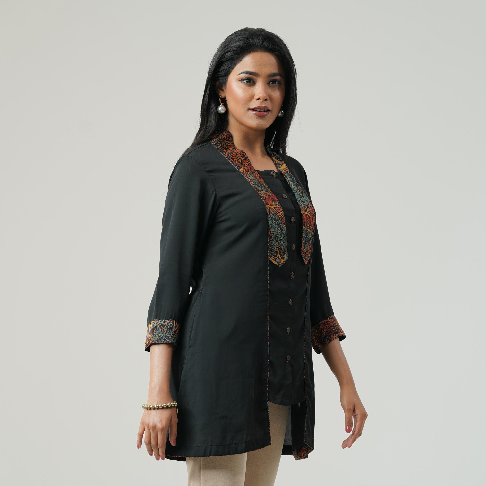 Womens Black Shrug