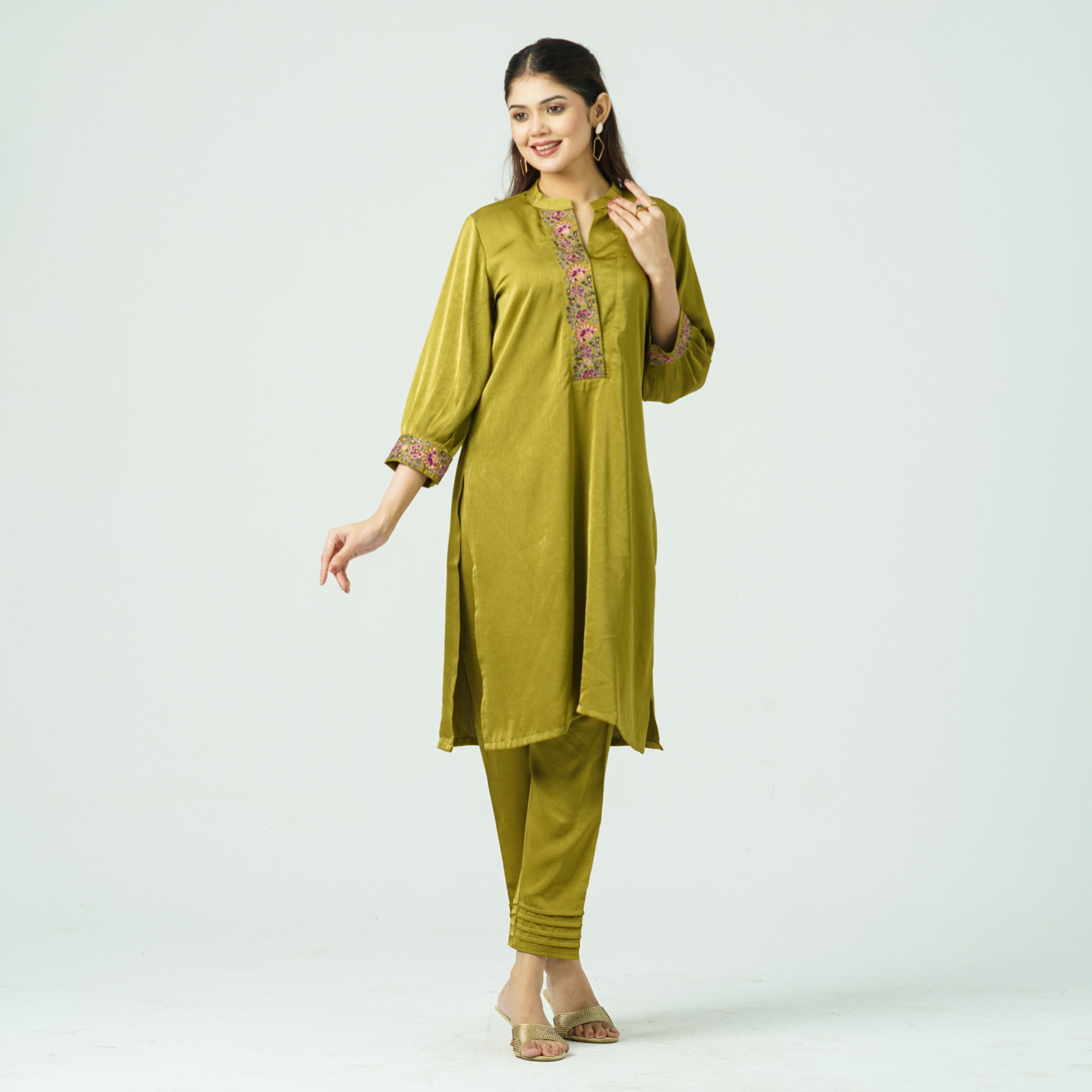 Women’s Mixed Silk Embroidered Two-Piece Set